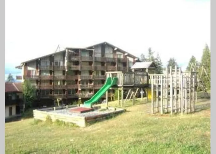 Dans Station De Aux Pieds Des Pistes Selonnet