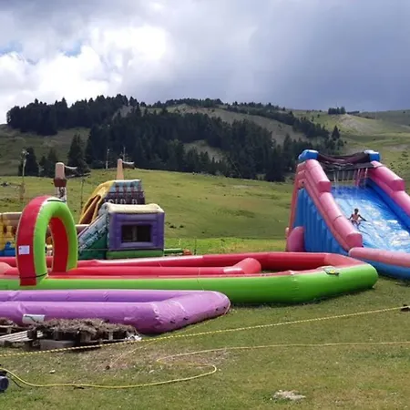 Dans Station De Aux Pieds Des Pistes شقة
