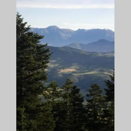 Dans Station De Aux Pieds Des Pistes Апартаменты